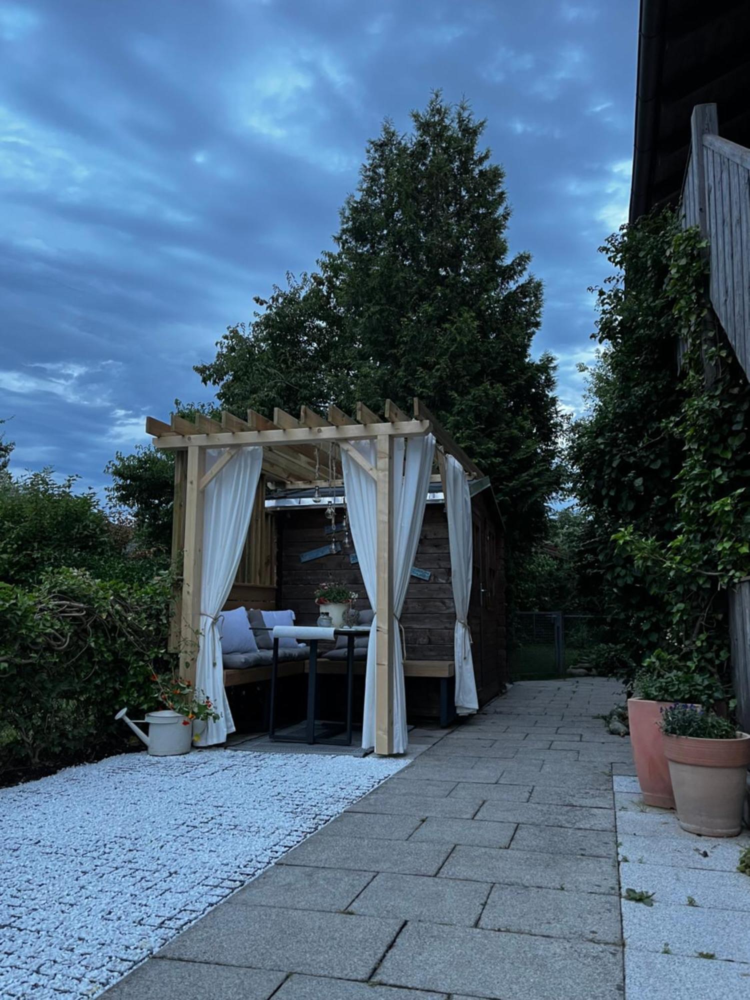 Apartment Wohlfuehlplatzl - Urgemuetlich & Ruhig Vogtareuth Екстер'єр фото